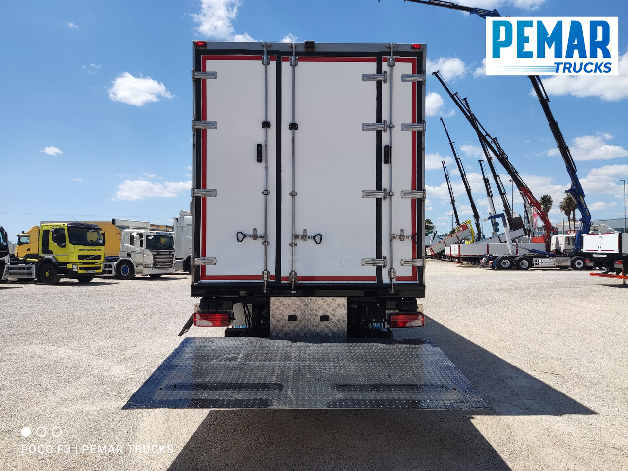 Refrigerator truck MERCEDES-BENZ ANTOS 2535 6X2 FRIGORIFICO: picture 8