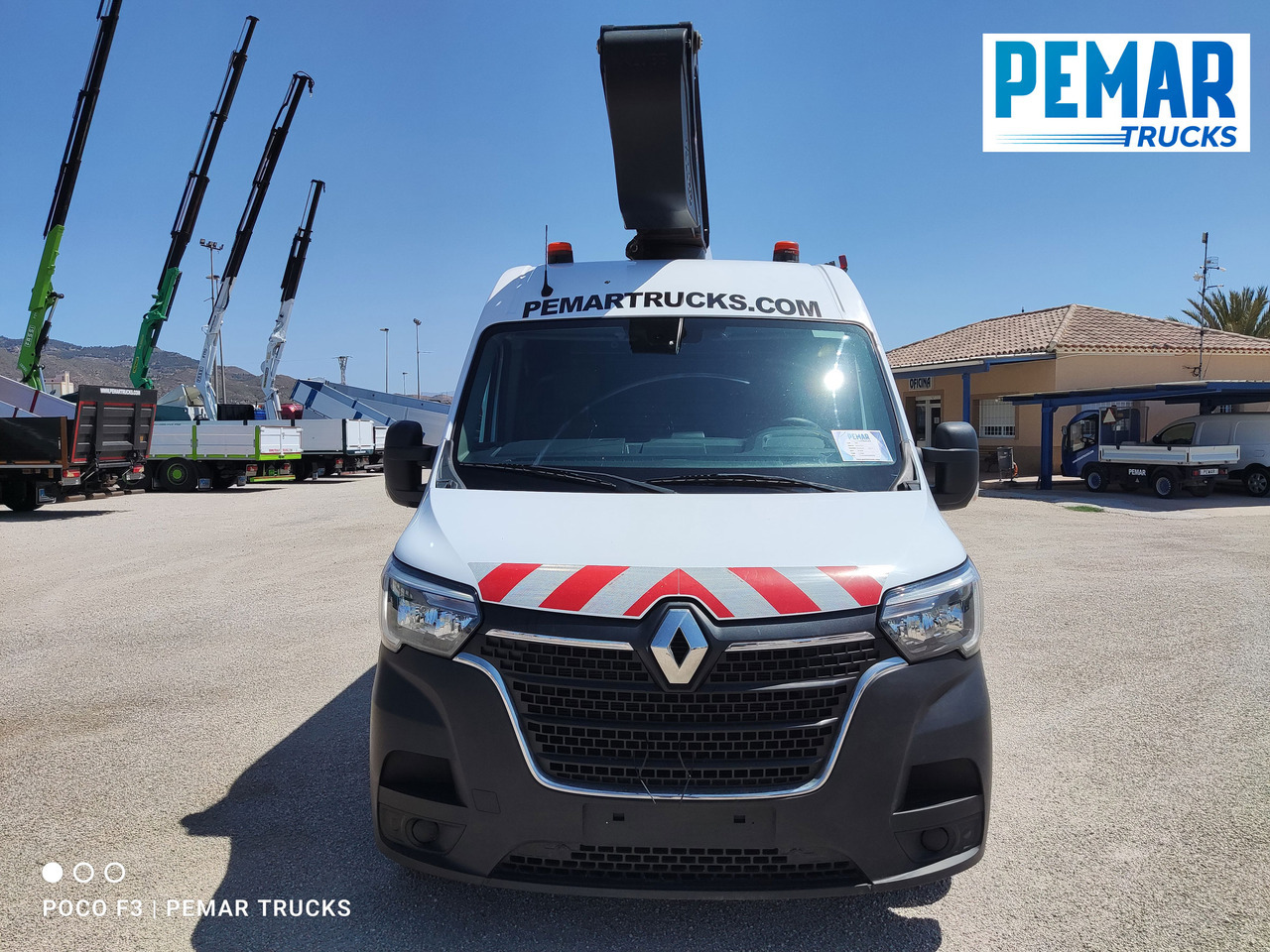RENAULT MASTER 2.3 DCI CESTA ELEVADORA PORTAPERSONAS 150 CV - Passenger van: picture 3 RENAULT MASTER 2.3 DCI CESTA ELEVADORA PORTAPERSONAS 150 CV - Passenger van: picture 3