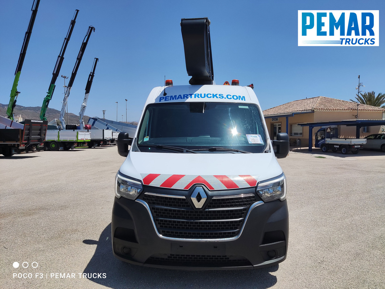 RENAULT MASTER 2.3 DCI CESTA ELEVADORA PORTAPERSONAS 150 CV - Passenger van: picture 3 RENAULT MASTER 2.3 DCI CESTA ELEVADORA PORTAPERSONAS 150 CV - Passenger van: picture 3