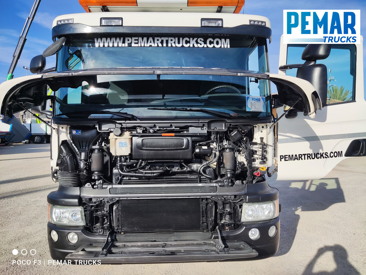 Crane truck SCANIA P 250 GRUA CAJA FIJA: picture 32