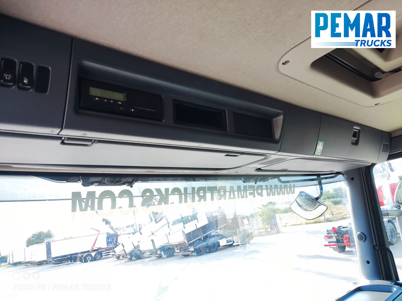 Crane truck SCANIA P 250 GRUA CAJA FIJA: picture 27