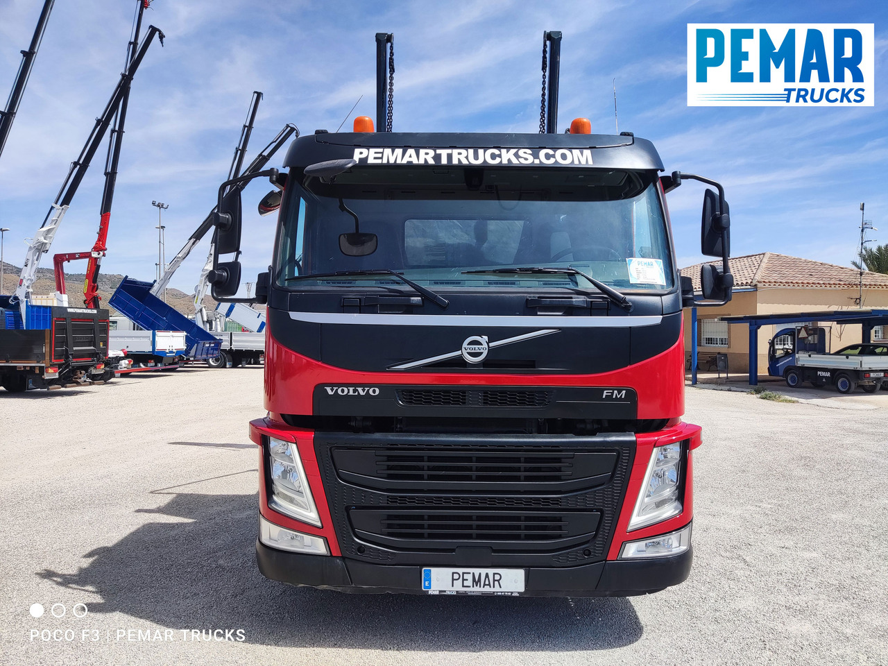 VOLVO FM 330 PORTACONTENEDOR CADENAS 18T - Skip loader truck: picture 2 VOLVO FM 330 PORTACONTENEDOR CADENAS 18T - Skip loader truck: picture 2