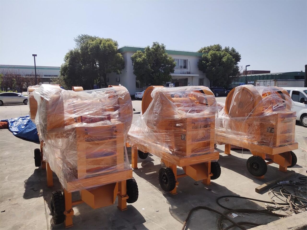 Kinglink Diesel engine Driven Portable Jaw Crusher - Jaw crusher: picture 1 Kinglink Diesel engine Driven Portable Jaw Crusher - Jaw crusher: picture 1