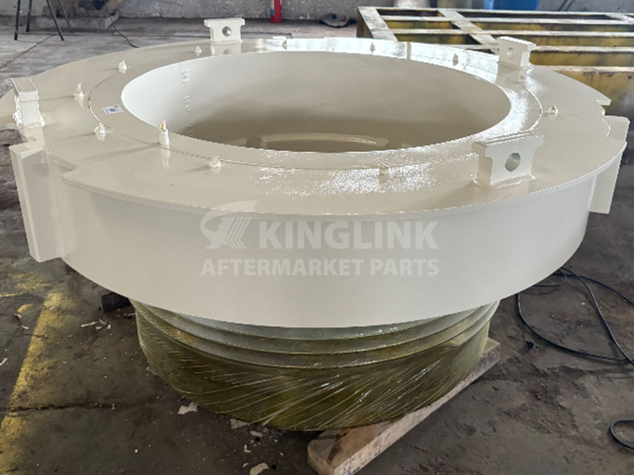 KINGLINK Cast Steel Bowl Assembly Std N90258016-7090258001 For HP200 Cone Crusher - Spare parts for Construction machinery: picture 3 KINGLINK Cast Steel Bowl Assembly Std N90258016-7090258001 For HP200 Cone Crusher - Spare parts for Construction machinery: picture 3