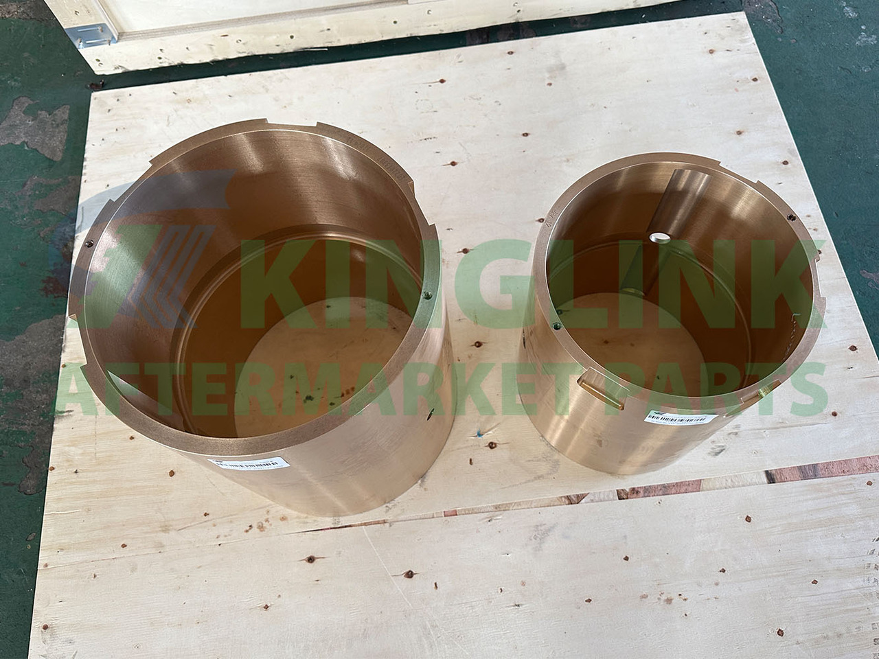 KINGLINK Copper Alloy Inner Eccentric Bushing 1022072951For HP200 Cone Crusher - Spare parts for Construction machinery: picture 3 KINGLINK Copper Alloy Inner Eccentric Bushing 1022072951For HP200 Cone Crusher - Spare parts for Construction machinery: picture 3