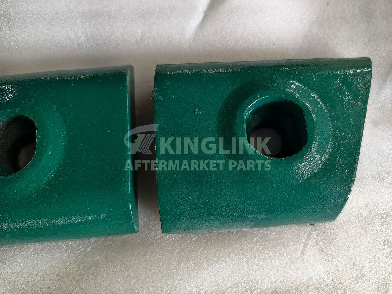 KINGLINK High Manganese Steel Tip Or Cavity Wear Plate Set (outer) B96394150K For Barmac B7150 - Spare parts for Construction machinery: picture 1 KINGLINK High Manganese Steel Tip Or Cavity Wear Plate Set (outer) B96394150K For Barmac B7150 - Spare parts for Construction machinery: picture 1