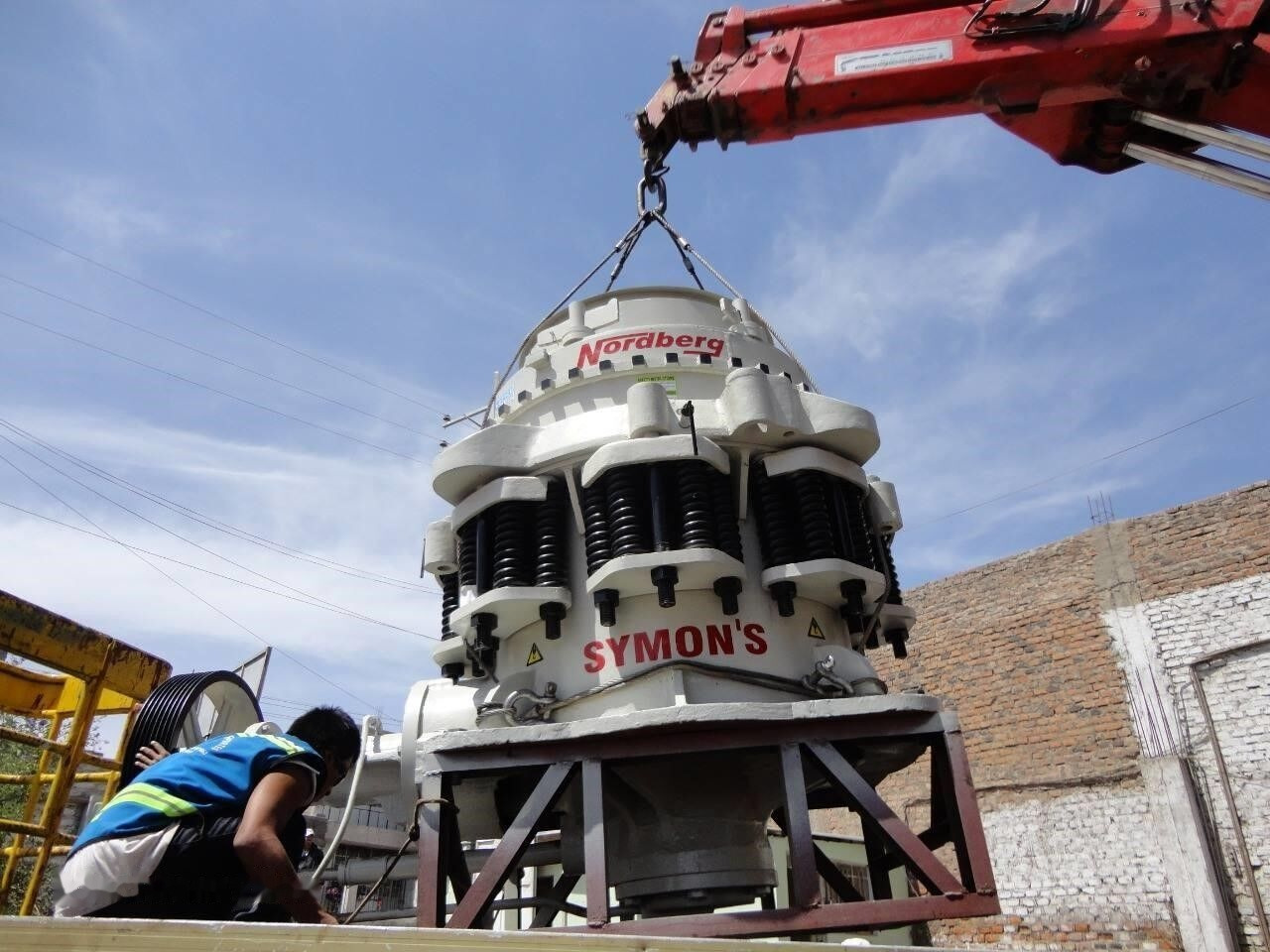 Symons NORDBERG/SYMONS 3 FT STD Cone Crusher - Cone crusher: picture 1 Symons NORDBERG/SYMONS 3 FT STD Cone Crusher - Cone crusher: picture 1
