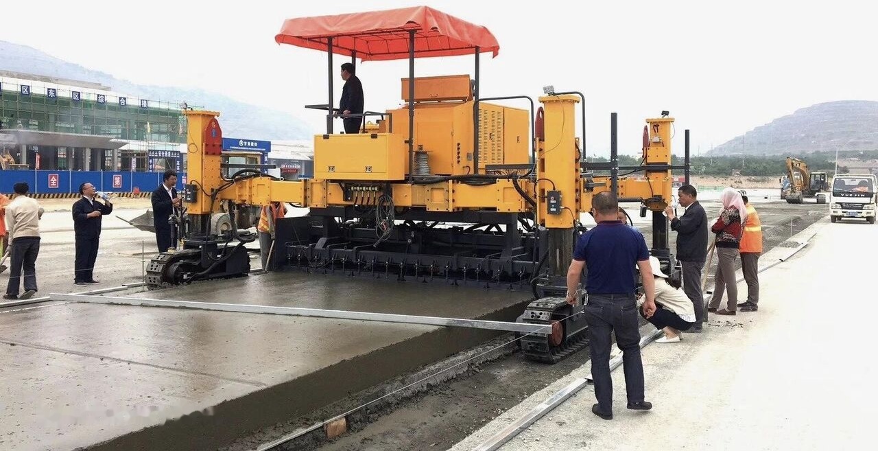 Wirtgen SP500 Concrete Slipform Paver - Slipform paver: picture 4 Wirtgen SP500 Concrete Slipform Paver - Slipform paver: picture 4