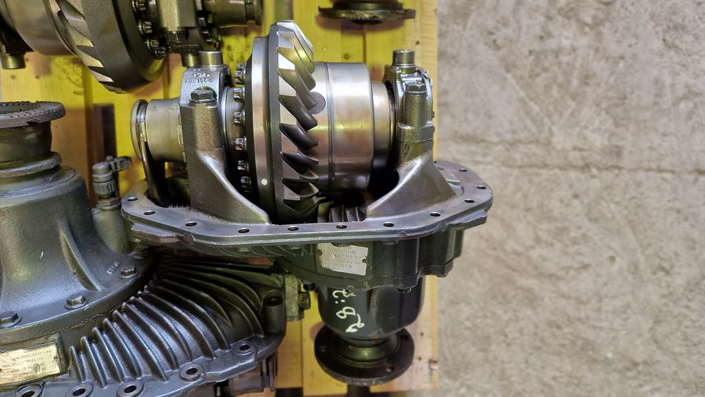 MAN TGA - TGX 21:28 - 81.35010.6198 - Differential gear for Truck: picture 2 MAN TGA - TGX 21:28 - 81.35010.6198 - Differential gear for Truck: picture 2