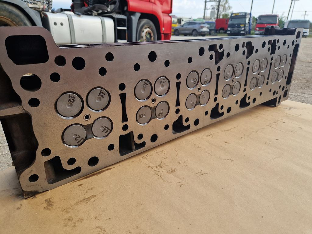 Cylinder head for Truck MERCEDES-BENZ ACTROS MP4 OM 471: picture 7