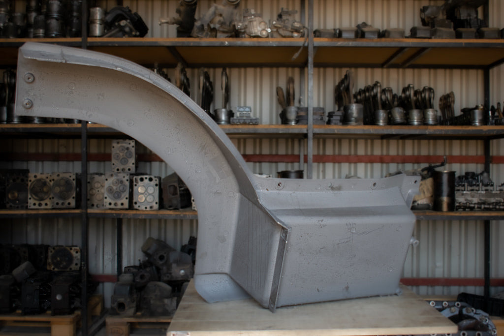 MERCEDES-BENZ ATEGO SINGLE STEP - LEFT (DRIVER) - Footstep for Truck: picture 2 MERCEDES-BENZ ATEGO SINGLE STEP - LEFT (DRIVER) - Footstep for Truck: picture 2