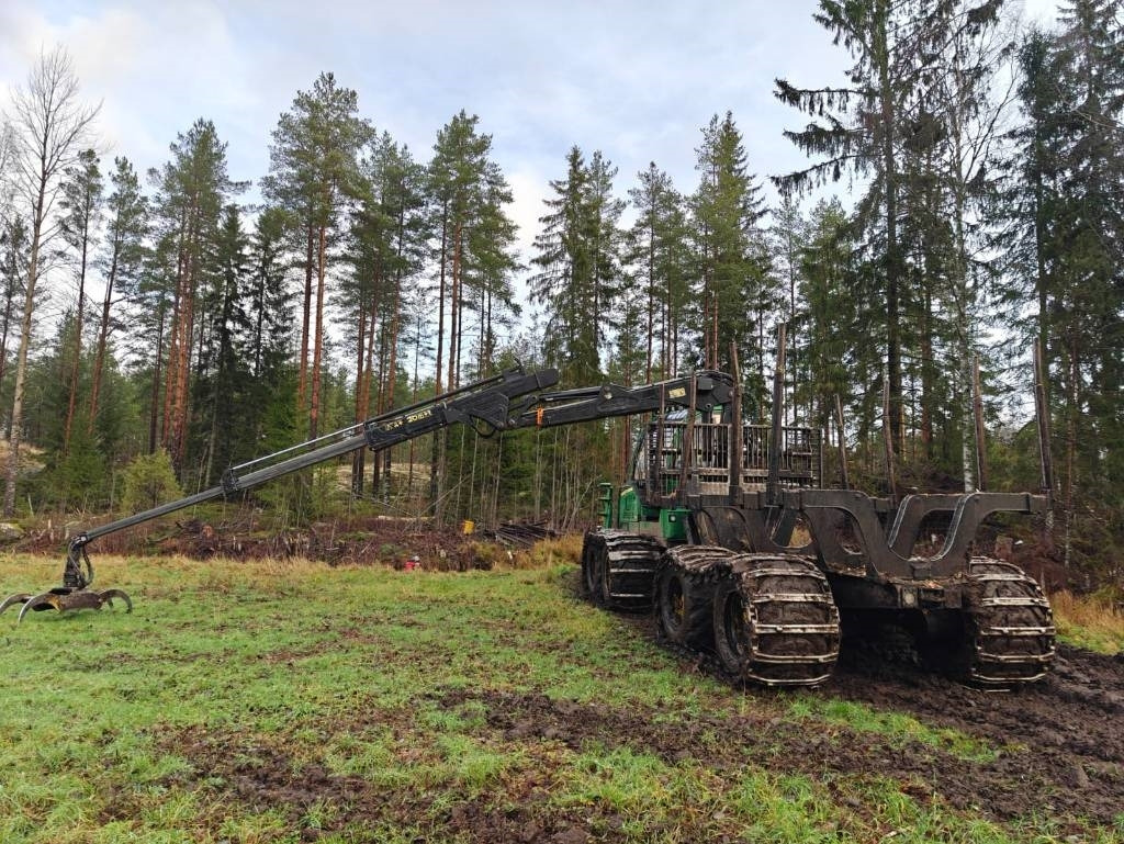 Forwarder John Deere 1210 G: picture 12 Forwarder John Deere 1210 G: picture 12