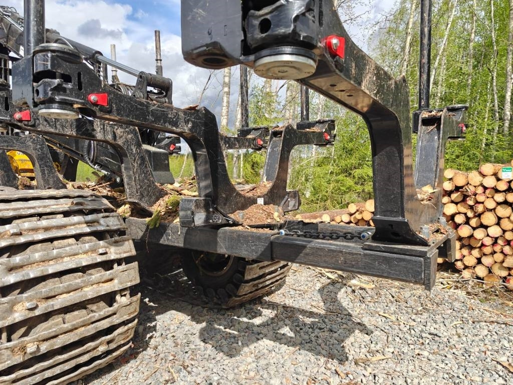 Forwarder Komatsu 855: picture 15