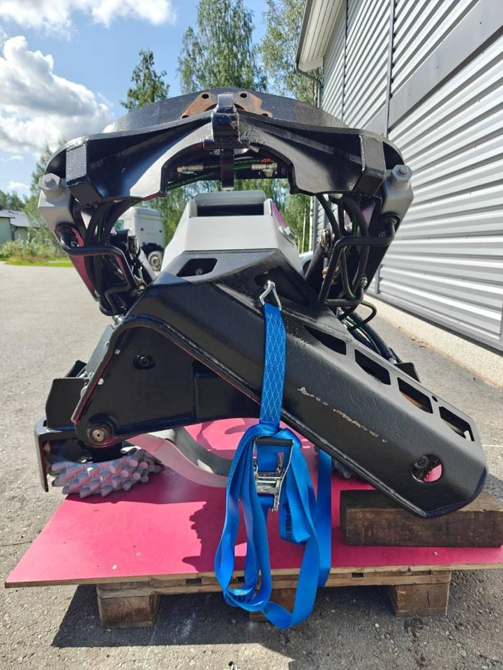 Logset TH 55  - Felling head: picture 4 Logset TH 55  - Felling head: picture 4