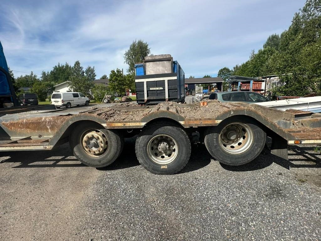 Sisu E11 - Log truck: picture 5 Sisu E11 - Log truck: picture 5