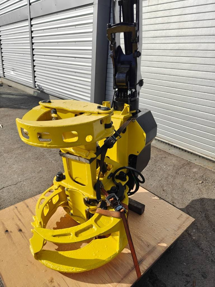 Timberjack 730  - Felling head: picture 1 Timberjack 730  - Felling head: picture 1