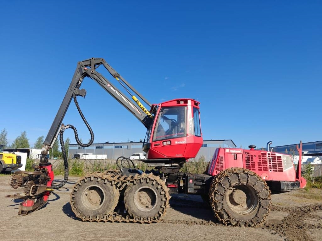 Valmet 911.4 - Forestry harvester: picture 2 Valmet 911.4 - Forestry harvester: picture 2