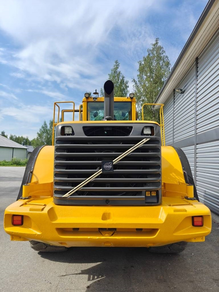 Volvo L 180 E - Wheel loader: picture 4 Volvo L 180 E - Wheel loader: picture 4