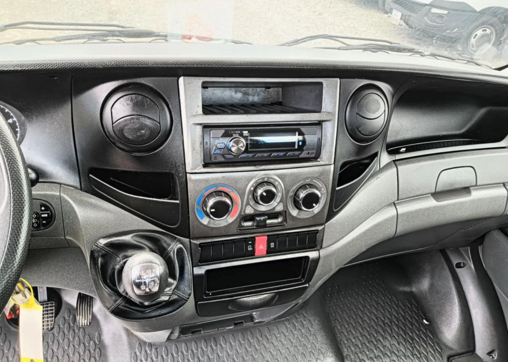 Cab chassis truck Iveco 35C13, 35C12, 35C14, 35C15: picture 10