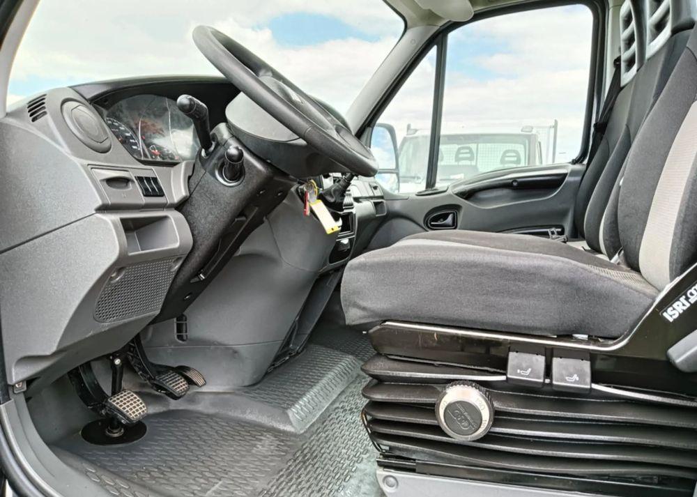 Cab chassis truck Iveco 35C13, 35C12, 35C14, 35C15: picture 9