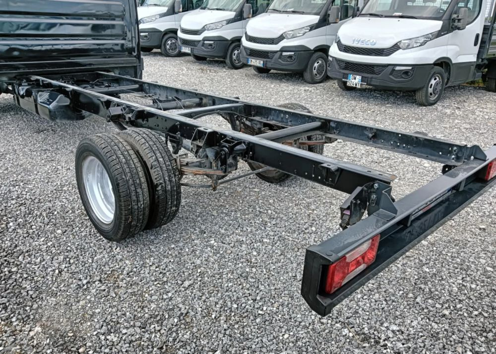 Cab chassis truck Iveco 35C13, 35C12, 35C14, 35C15: picture 6