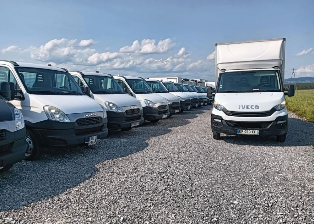 Iveco 35C14, 35C13, 35C15, 35C12 - Box van: picture 4 Iveco 35C14, 35C13, 35C15, 35C12 - Box van: picture 4