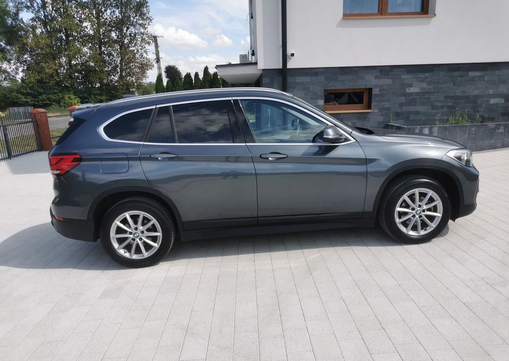 BMW X1 sDrive16d - Station wagon: picture 3 BMW X1 sDrive16d - Station wagon: picture 3