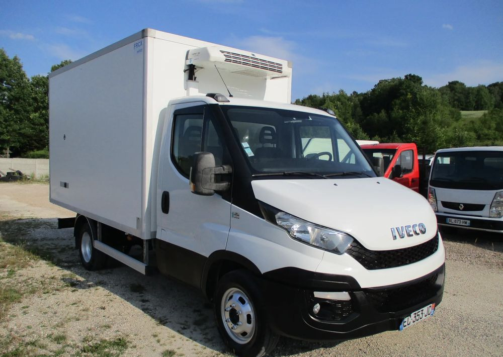 Iveco Daily 35C13 chłodnia Mroźnia na bliźniaku 35-130 Thermo King agregat - Refrigerated van: picture 1 Iveco Daily 35C13 chłodnia Mroźnia na bliźniaku 35-130 Thermo King agregat - Refrigerated van: picture 1