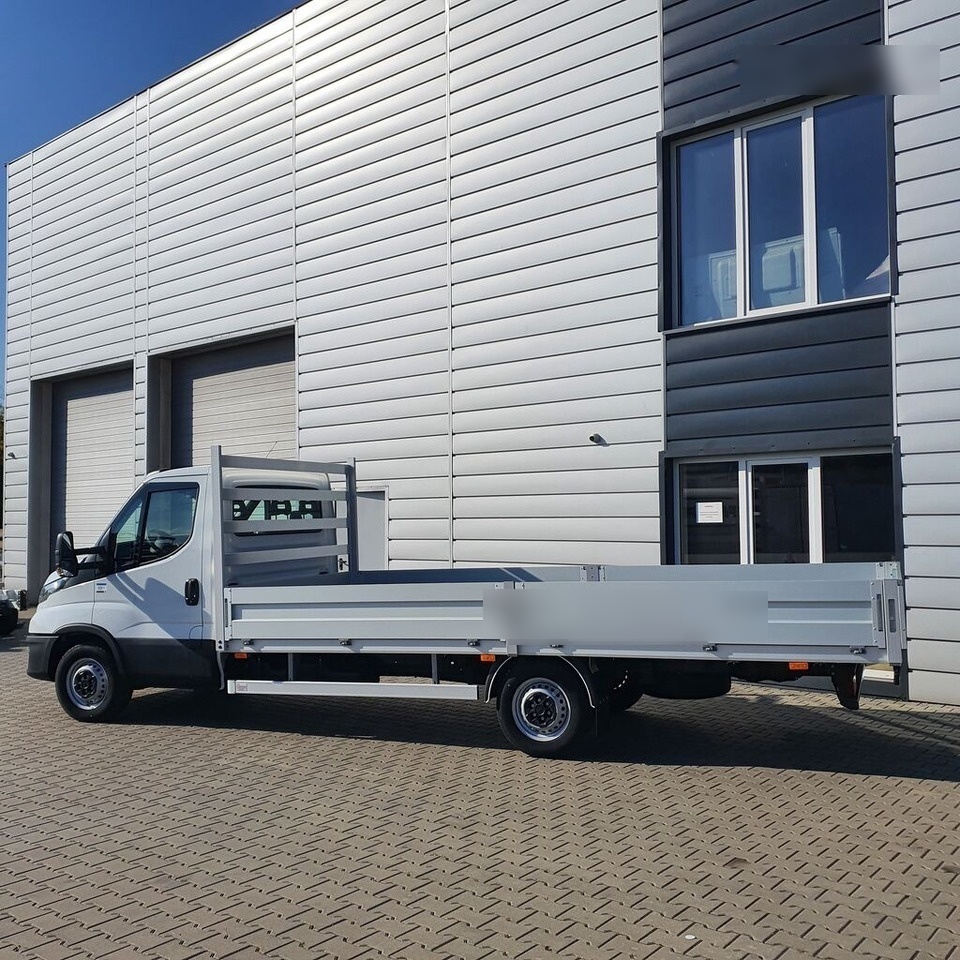IVECO IVECO DAILY 35S18HA8 - Flatbed van: picture 1 IVECO IVECO DAILY 35S18HA8 - Flatbed van: picture 1