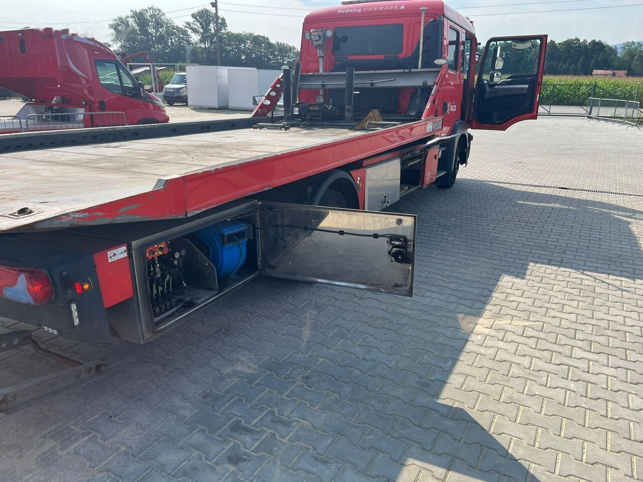 MAN TGL - Tow truck: picture 3 MAN TGL - Tow truck: picture 3