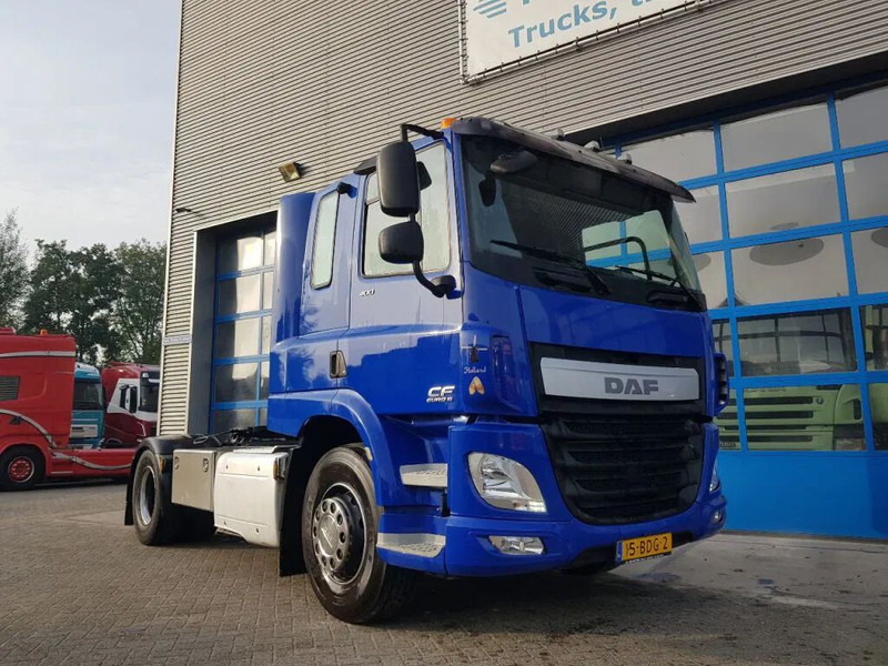 DAF CF 400 604.000 km Euro 6 Pto voorbereid - Tractor unit: picture 5 DAF CF 400 604.000 km Euro 6 Pto voorbereid - Tractor unit: picture 5