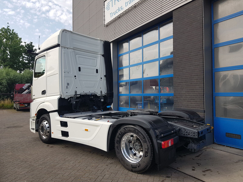 Mercedes-Benz Actros 1845 Retarder MirrorCam Standairco - Tractor unit: picture 4 Mercedes-Benz Actros 1845 Retarder MirrorCam Standairco - Tractor unit: picture 4