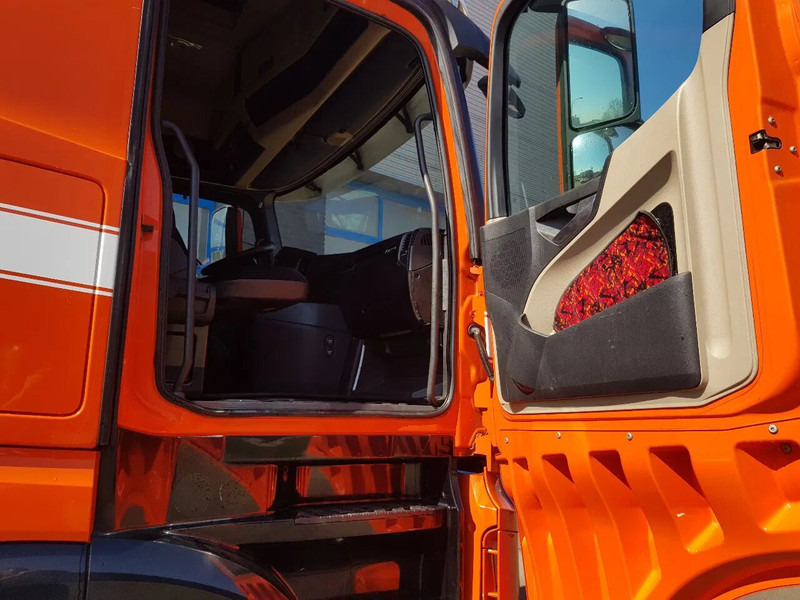 Tractor unit Mercedes-Benz Actros 2542 6x2 Euro 6 Apk TÜV 12-2025: picture 11