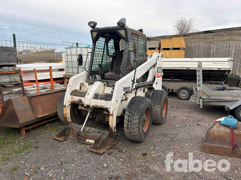 Bobcat A220 - Wheel loader: picture 1 Bobcat A220 - Wheel loader: picture 1