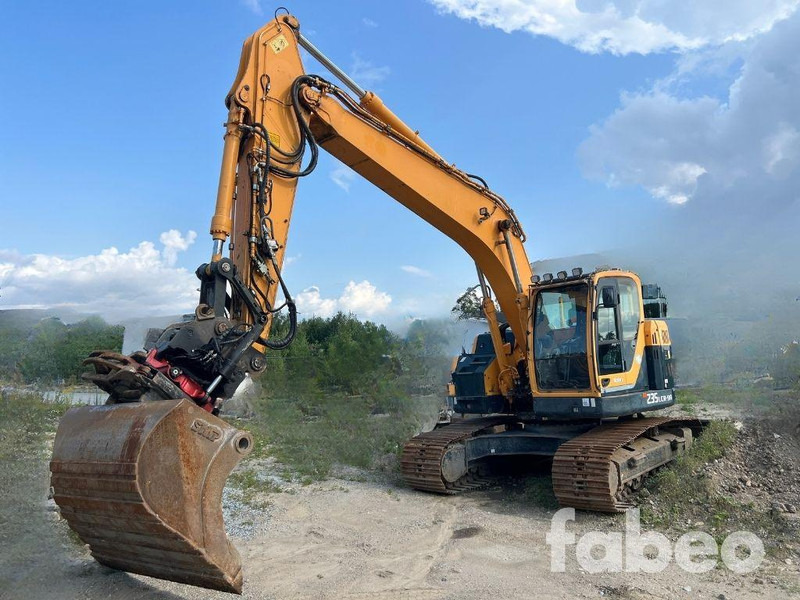 Hyundai Rolex 235 LCR -9A - Crawler excavator: picture 1 Hyundai Rolex 235 LCR -9A - Crawler excavator: picture 1