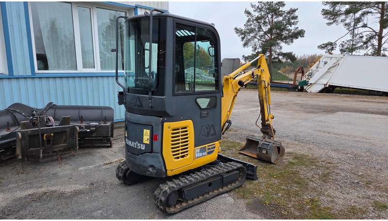 Komatsu PC14R - Mini excavator: picture 3 Komatsu PC14R - Mini excavator: picture 3