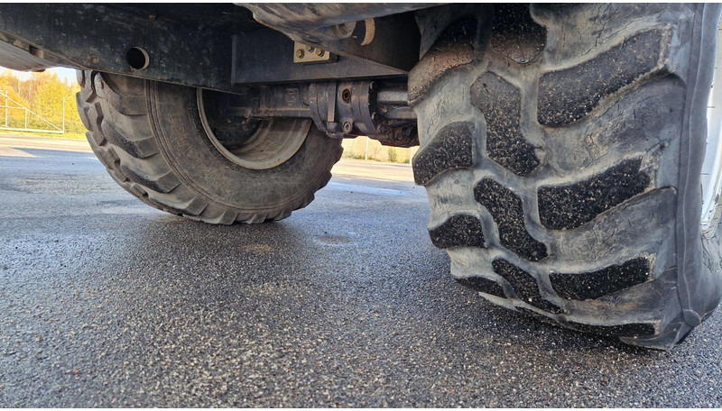 Wheel loader Terex TL80 4X4 + tools: picture 7