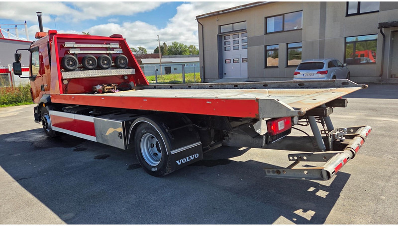 Volvo FL250 4X2 - Tow truck: picture 4 Volvo FL250 4X2 - Tow truck: picture 4