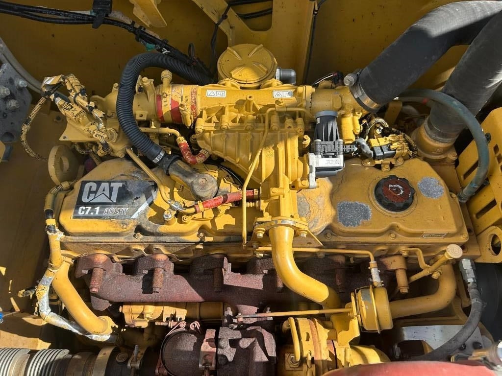 Crawler excavator CAT 330 FL: picture 27