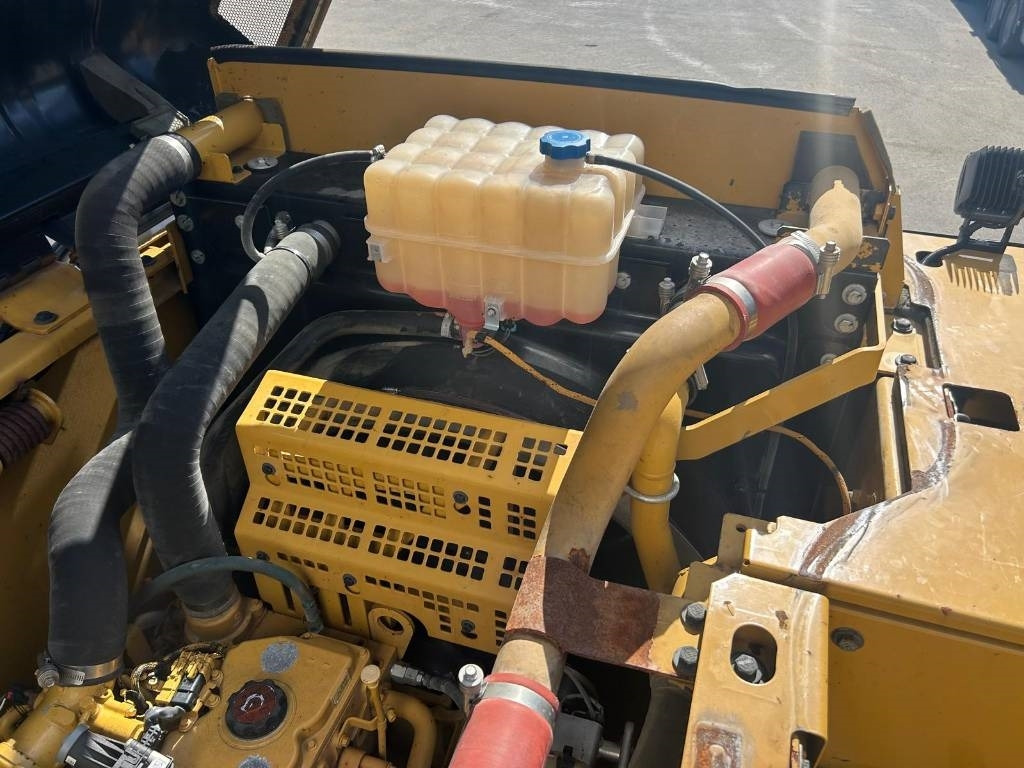 Crawler excavator CAT 330 FL: picture 29