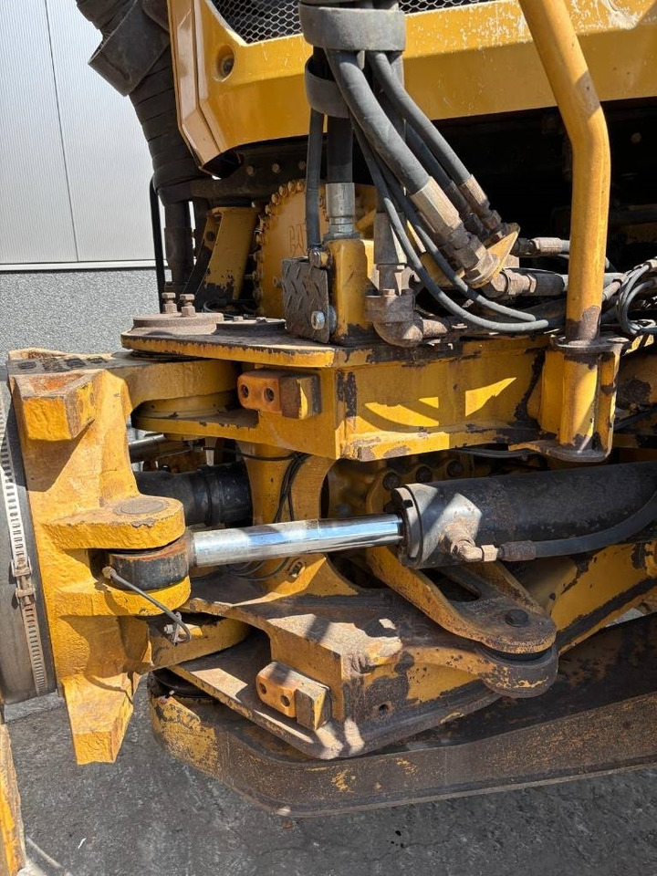Articulated dumper CAT 745 C: picture 23