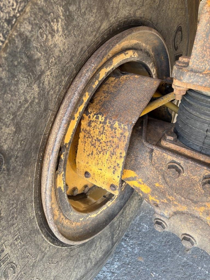 Articulated dumper CAT 745 C: picture 26