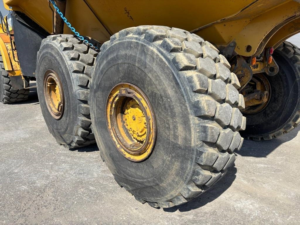Articulated dumper CAT 745 C: picture 27