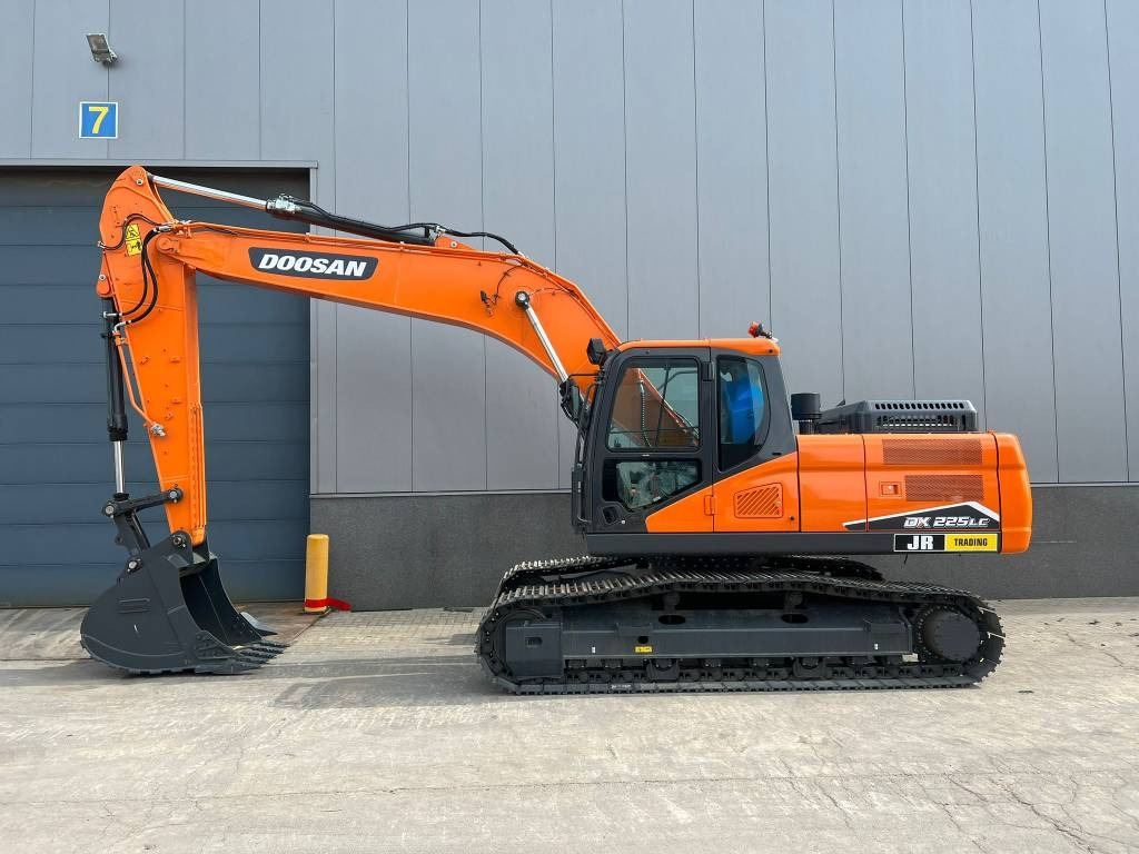 Doosan DX 225 LC-7M - Crawler excavator: picture 1 Doosan DX 225 LC-7M - Crawler excavator: picture 1