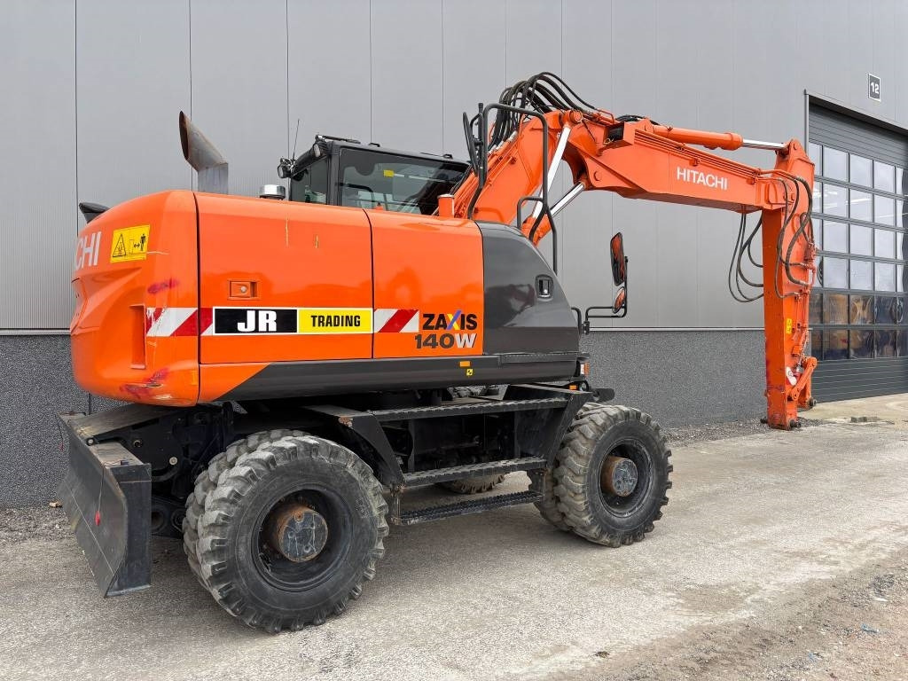 Hitachi ZX 140 W-5B  - Wheel excavator: picture 5 Hitachi ZX 140 W-5B  - Wheel excavator: picture 5
