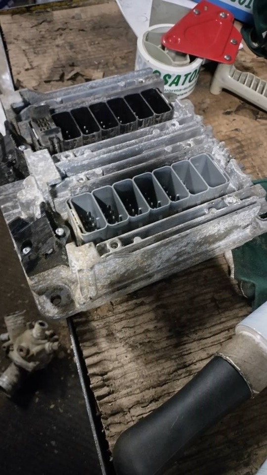 Scania Engine control unit dc16 117 - Electrical system for Truck: picture 2 Scania Engine control unit dc16 117 - Electrical system for Truck: picture 2