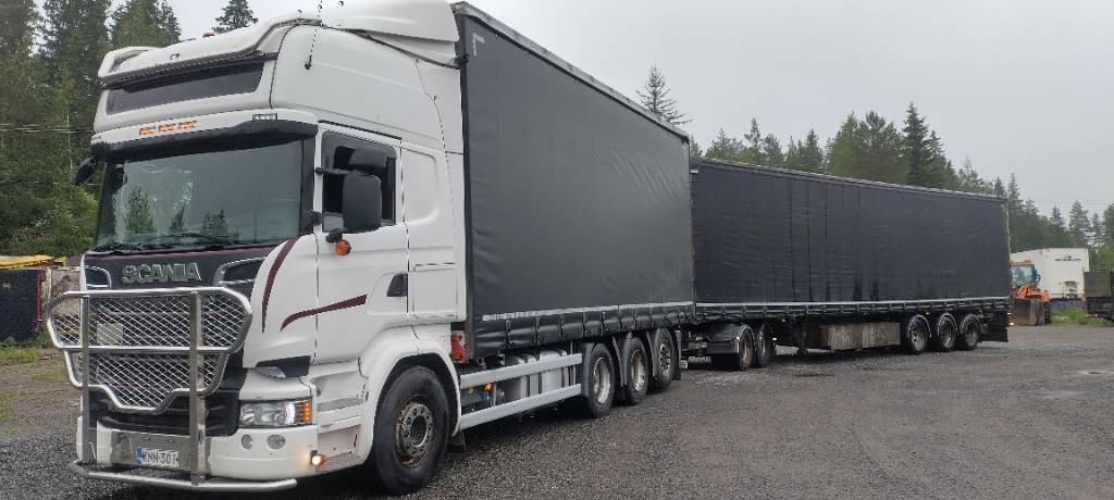 Scania R580 8x4 kapellilava+Dolly+kärry 76tn juna - Curtainsider truck: picture 1 Scania R580 8x4 kapellilava+Dolly+kärry 76tn juna - Curtainsider truck: picture 1