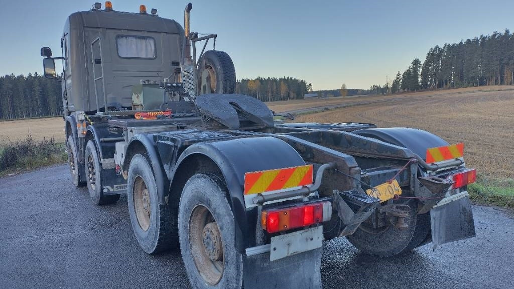 Scania R144 530 8x4 RASKASVETURI  - Tractor unit: picture 3 Scania R144 530 8x4 RASKASVETURI  - Tractor unit: picture 3