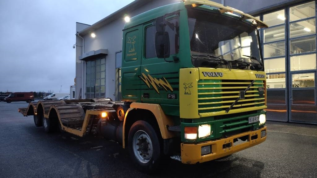 Volvo F16 8x2 metsäkone ritilä, rautajouset,hydr.perä - Log truck: picture 2 Volvo F16 8x2 metsäkone ritilä, rautajouset,hydr.perä - Log truck: picture 2