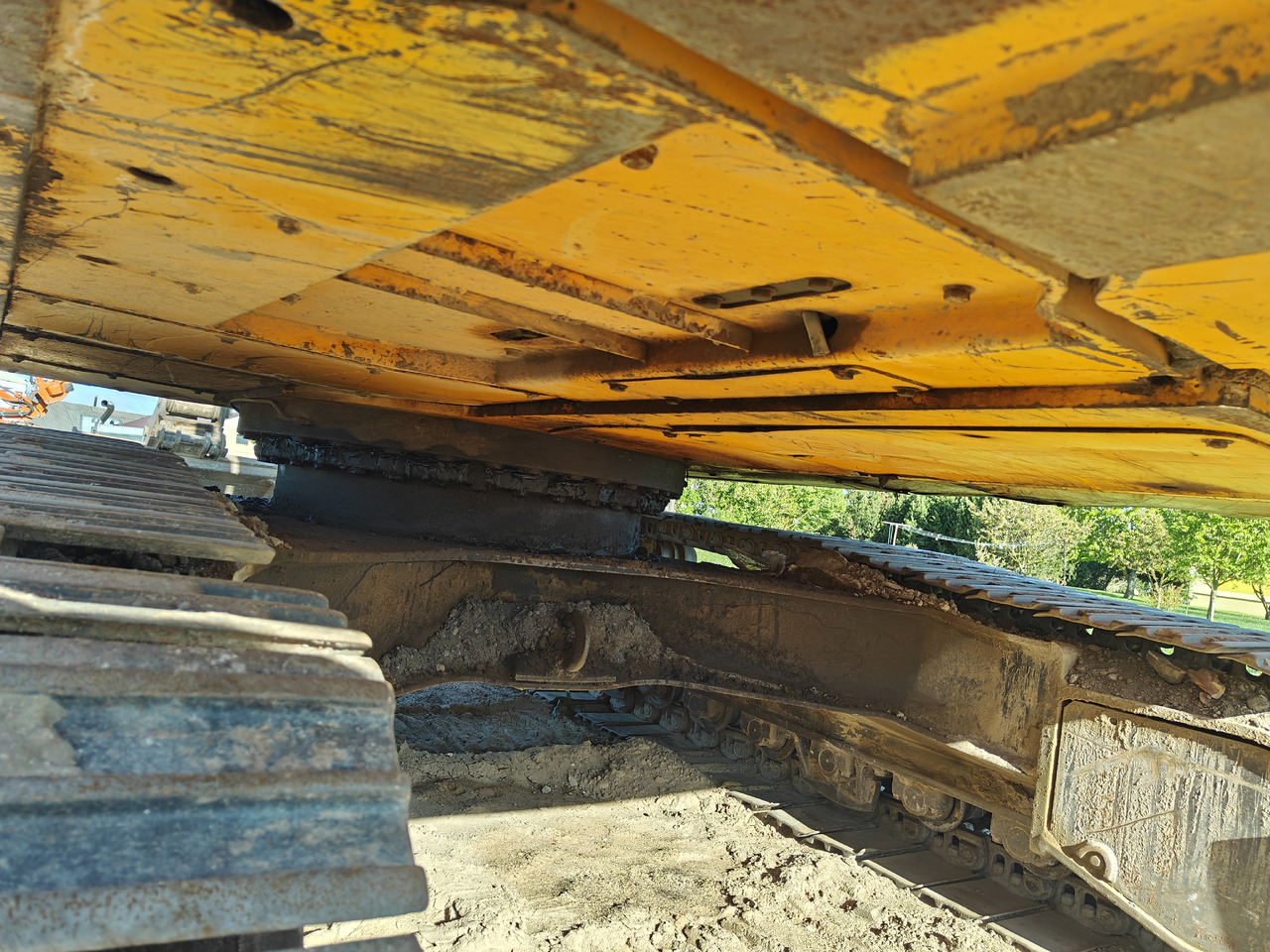 Crawler excavator Hyundai Robex 210LC-7: picture 14